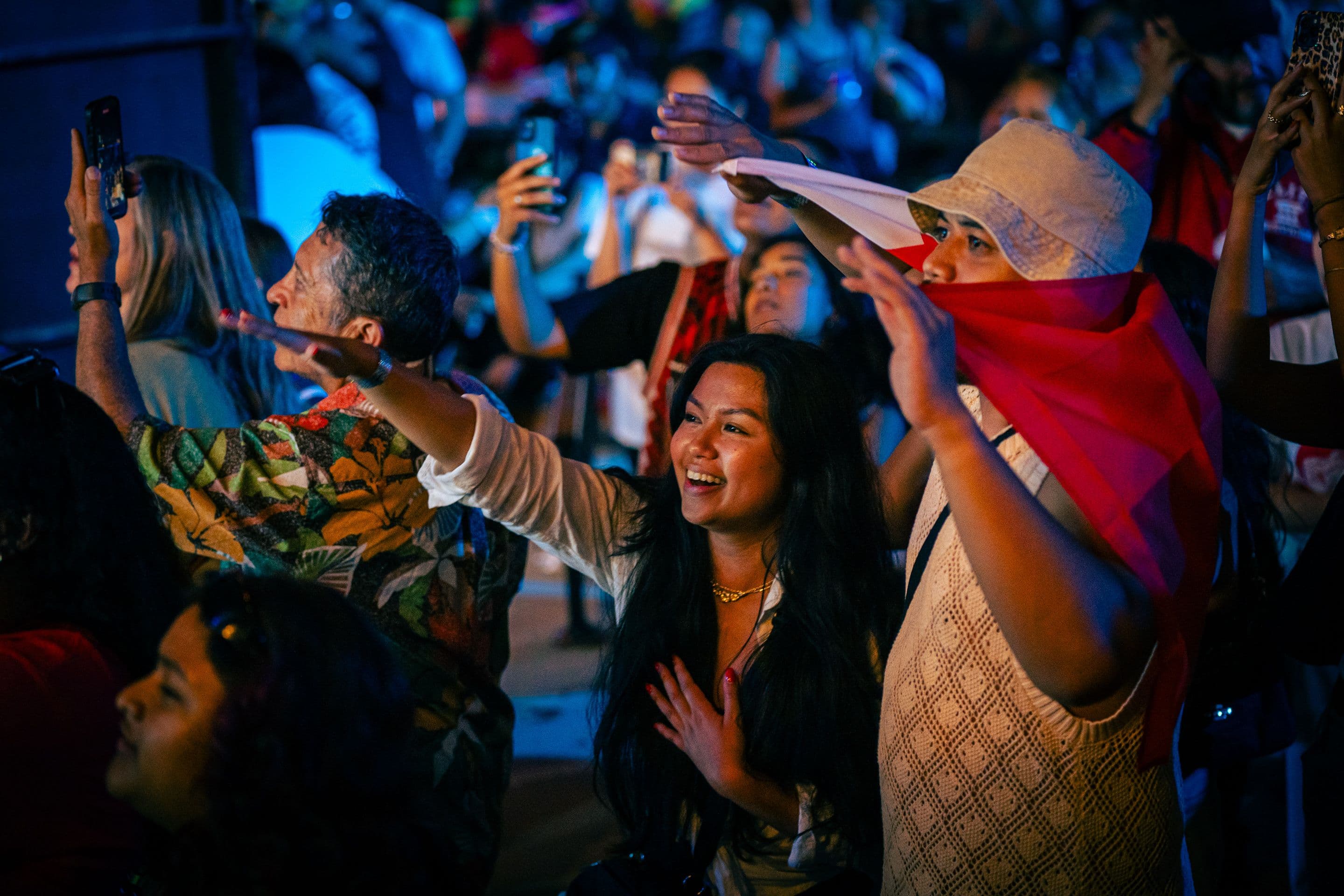 The crowd enjoying Iam Tongi