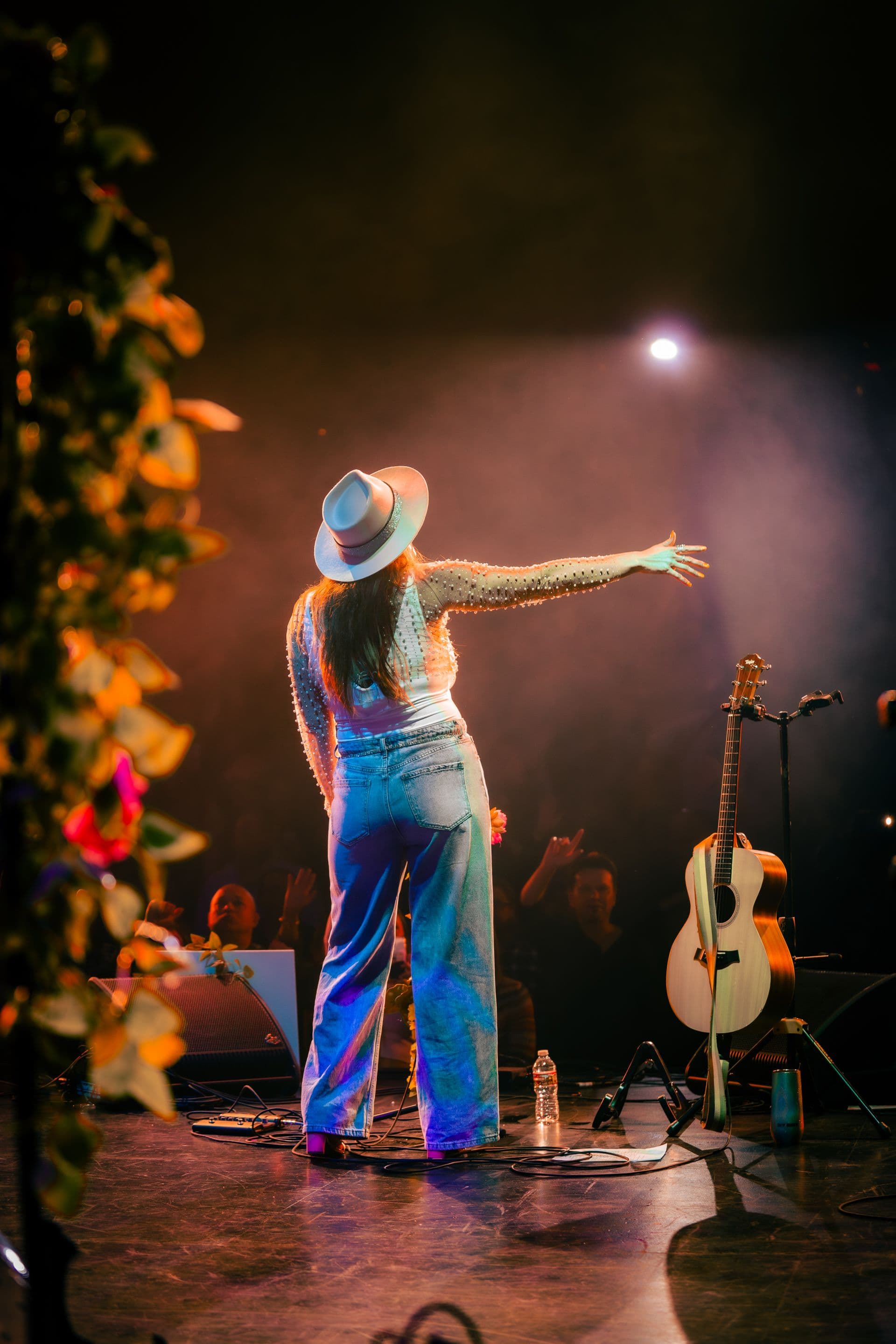 Anuhea on stage