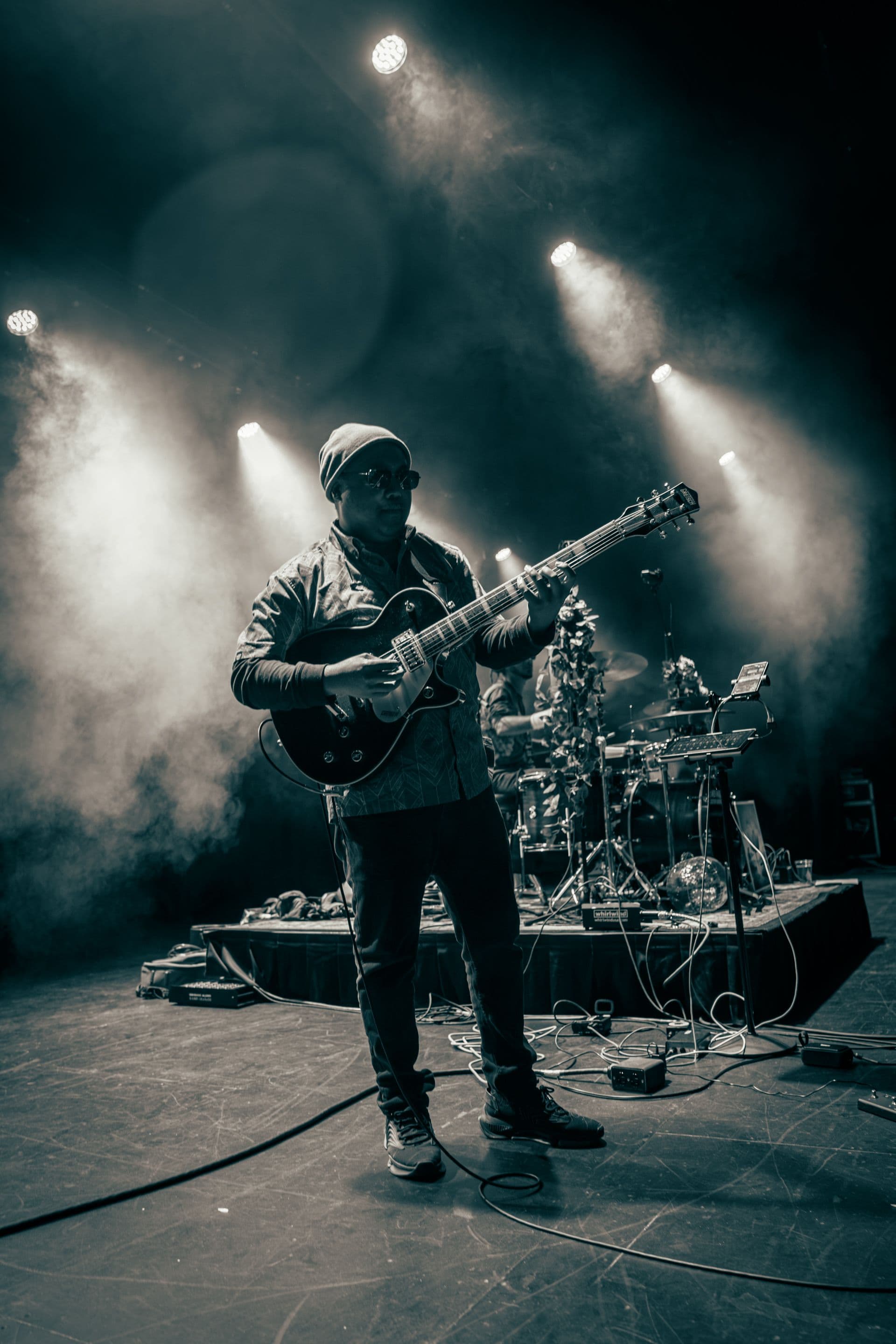 Anuhea's guitarist